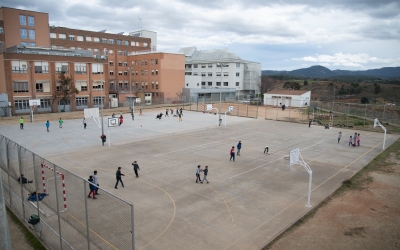 Vista general del pati de l'Escola Samuntada | Roger Benet 